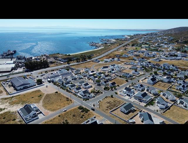 550M² VACANT LAND FOR SALE IN HARBOUR LIGHTS